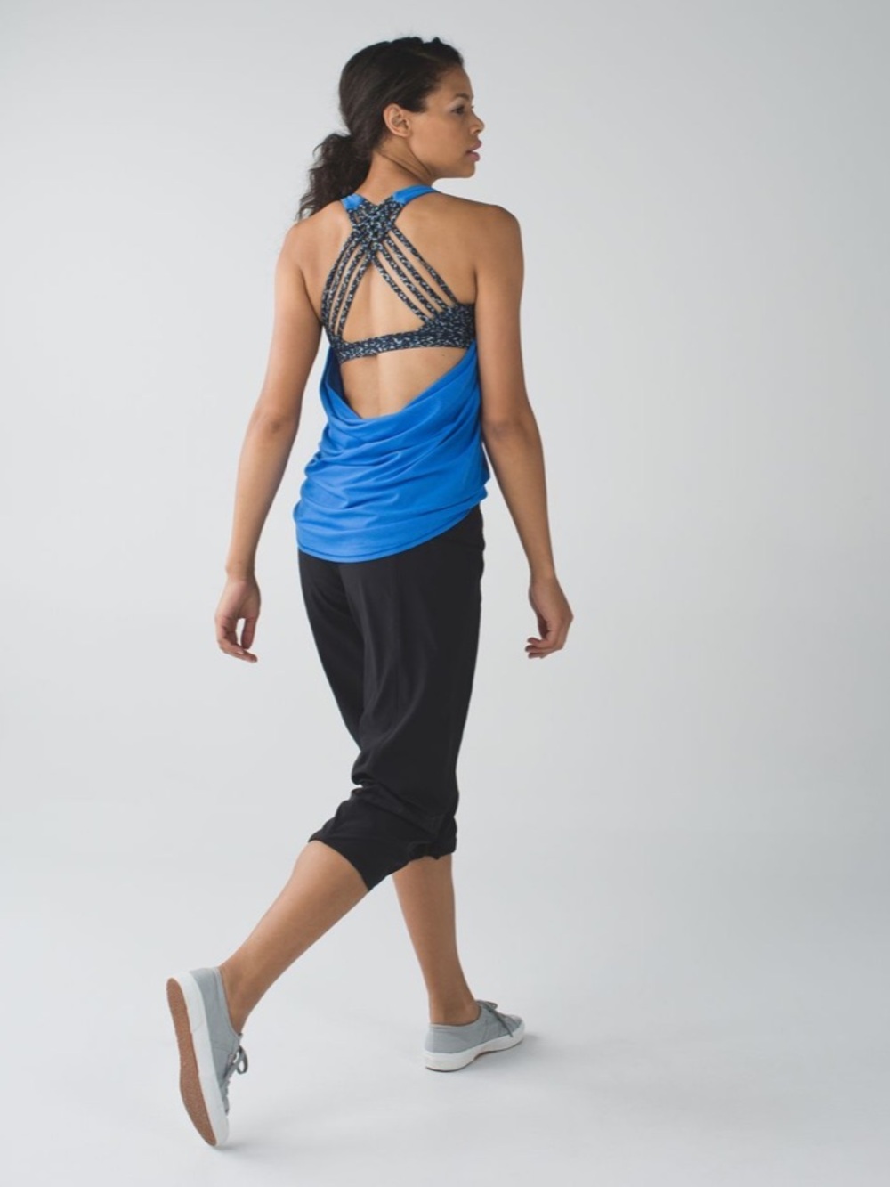 Lululemon wild tank pipe dream blue size 6